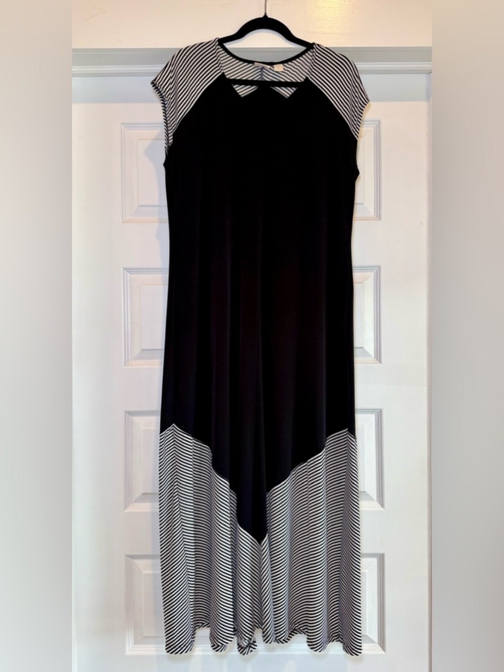 Chico's Black White Color block Sleeveless Maxi - Picture 2 of 5